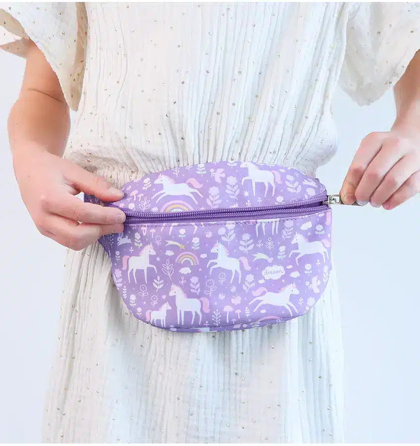 BUUDPU08-LR-4-Bum-bag-Unicorn-dreams