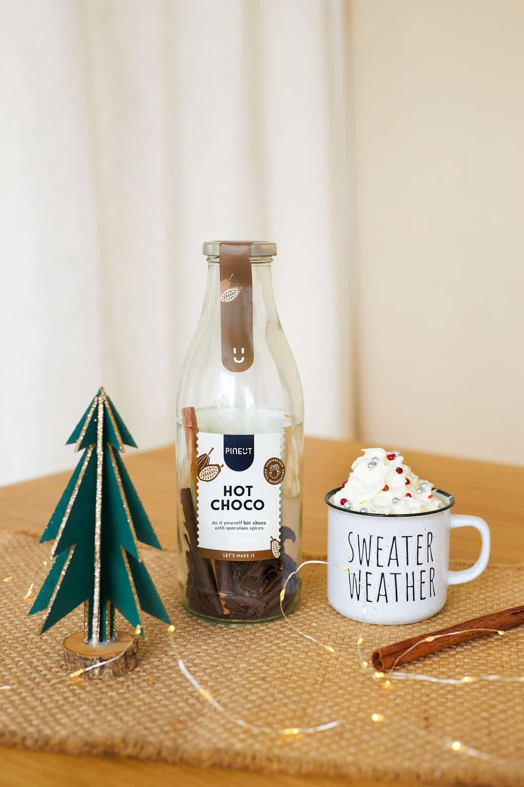 Pineut drink _ carafe _ Hot chocolate (1)